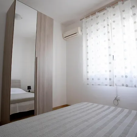Granada Apartmán